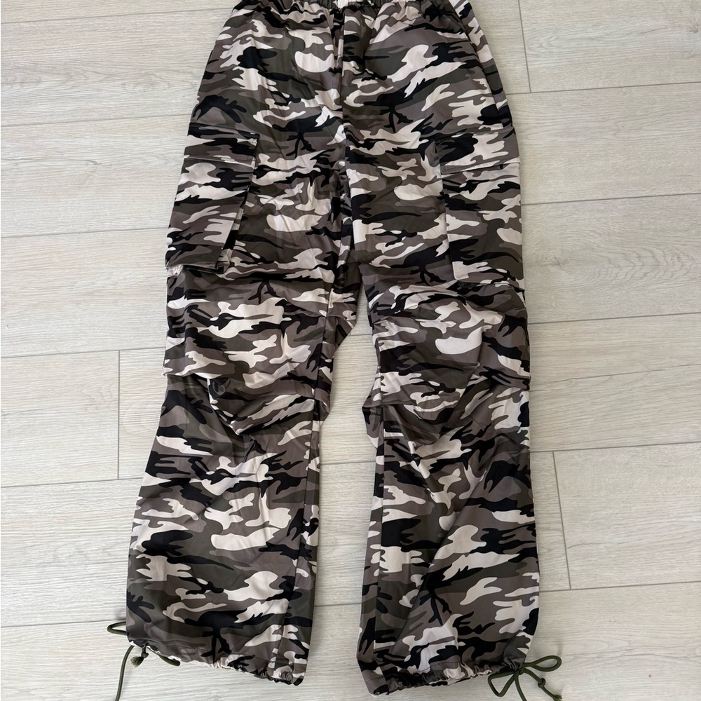 SHEIN Gray Camouflage Pants
